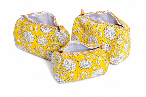 01 Set of 3 pouches